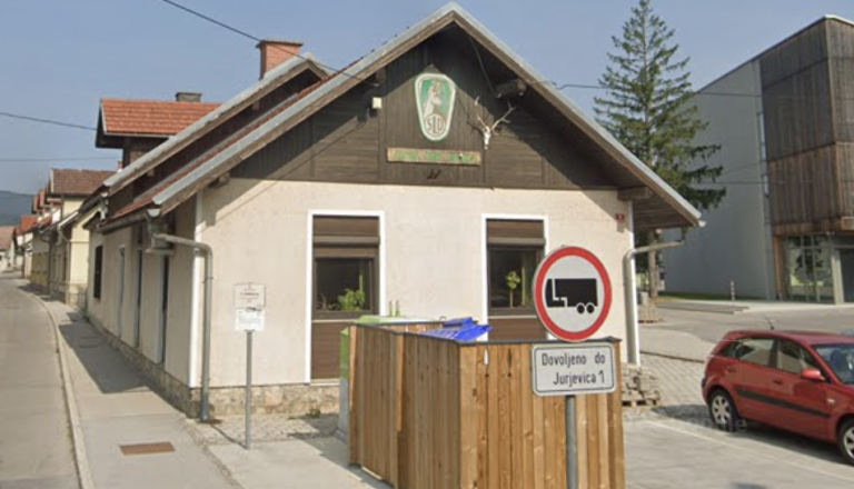 Kam z odvečnimi jabolki? Ribniški lovci imajo rešitev