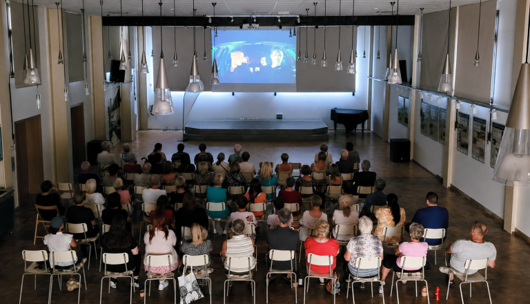 Torkove kinoteke se vračajo na Jesenice: Do konca avgusta brezplačni filmski večeri