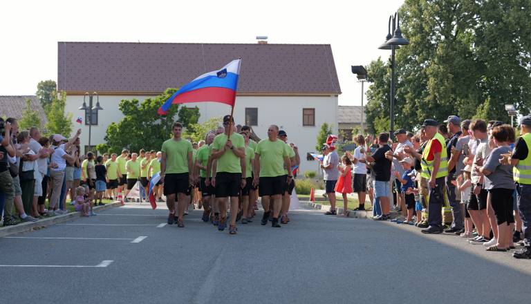 FOTO in VIDEO: Pomurje pozdravilo svoje gasilske junake, ki so osvojili olimpijsko srebro