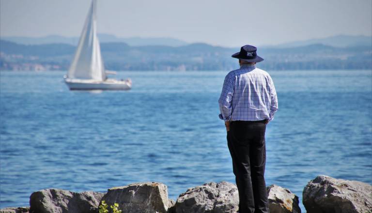 Pozor na hrvaških plažah: Prijeli 61-letnika, ki naj bi fotografiral gole otroke