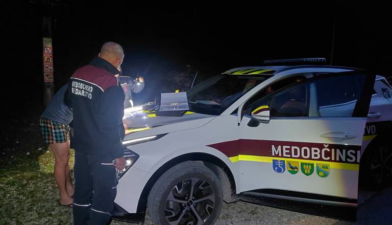 V dolinah pod Triglavom padale globe, to so počeli obiskovalci