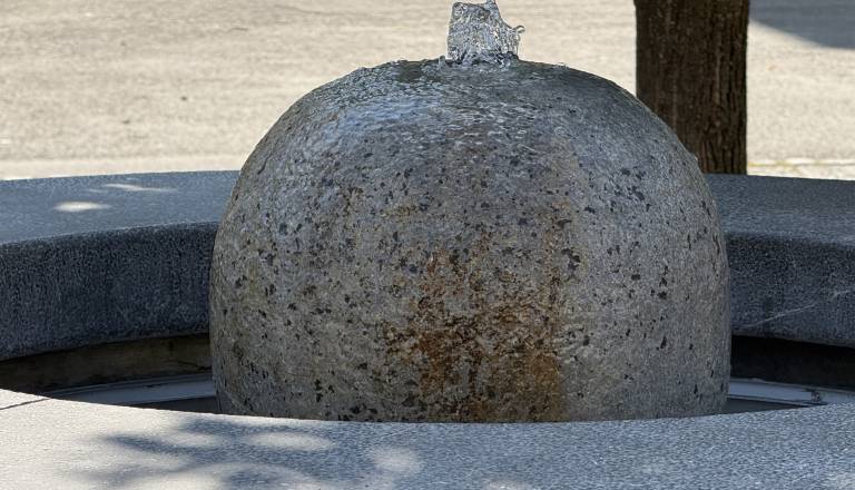 Meteorologi svarijo: Slovenijo čaka peklenska vročina, izdali so najvišje rdeče opozorilo