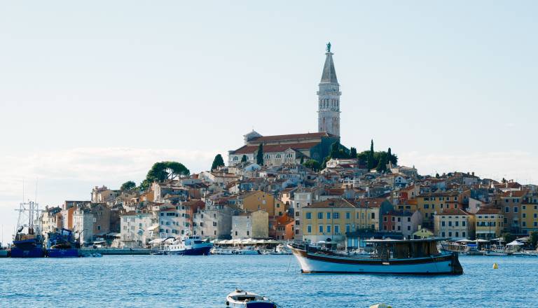 Hrvaška sprejela zakon, ki bo udaril po neregistriranih apartmajih