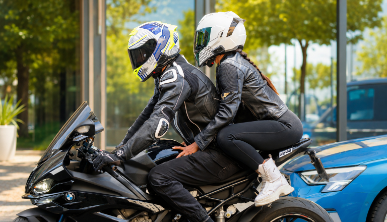Motoristi, pozor! Občina pojasnila, kje v Ljubljani sploh smete parkirati