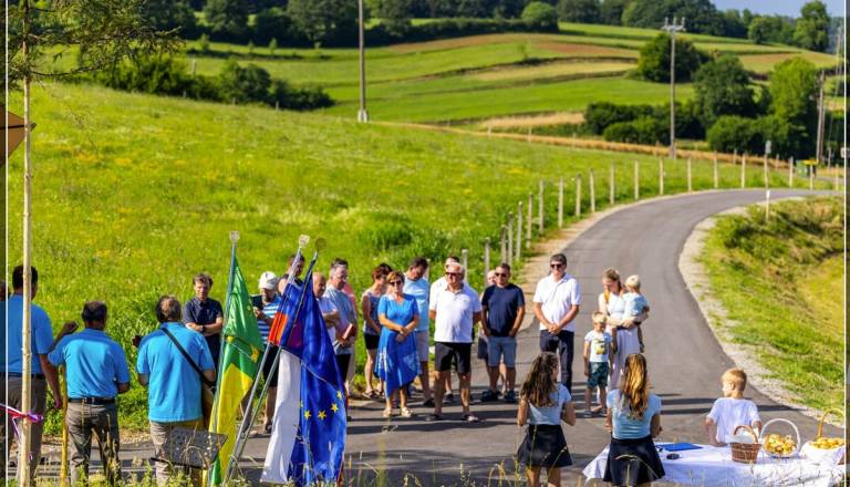 Dolenjska 'tromeja' je po letih prizadevanj dobila svojo cesto: Za prebivalce je bil to praznik skupnosti