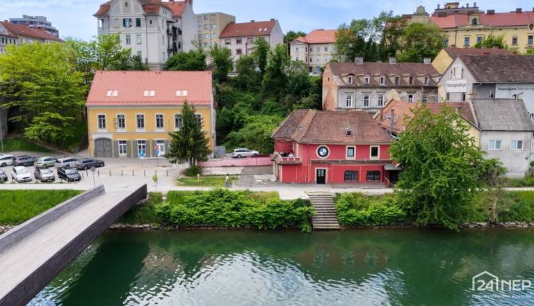 Tik ob Dravi za 750 tisoč evrov naprodaj objekt, kjer je nekoč dišalo po čevapčičih