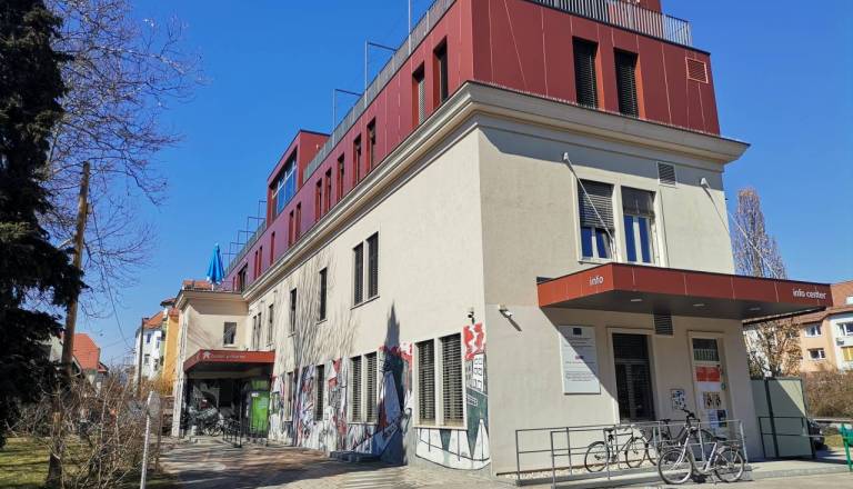 Mariborski hostel beleži rast obiska, navdihnil tudi nagrajeni evropski roman