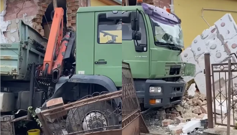 VIDEO: Po silovitem trčenju tovornjak pristal v stanovanjski hiši