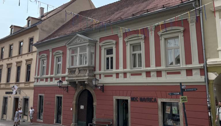Bi ga kupili? Občina prodaja stanovanje v starem mestnem jedru Ptuja