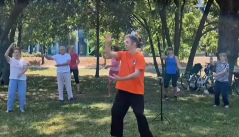 Brezplačna sprostitev v Ljubljani: Tai Či in Či Gong pod krošnjami Navja