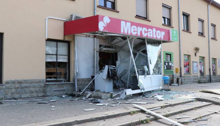 Serijski napadi na bankomate: Policija prijela 51-letnika, pri njem našli vojaški eksploziv