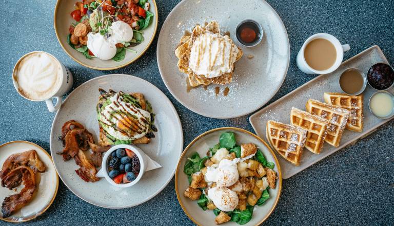 Kam v Ljubljani na najboljši zajtrk ali brunch? To so lokali, ki jih morate poznati