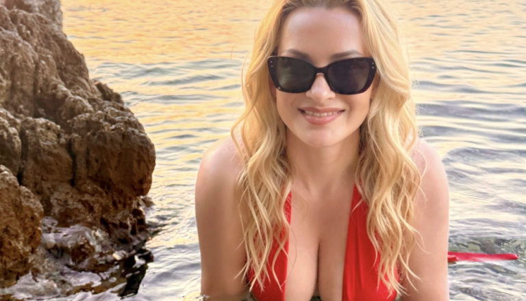Danica Lovenjak očarala z novimi morskimi fotografijami ob sončnem zahodu