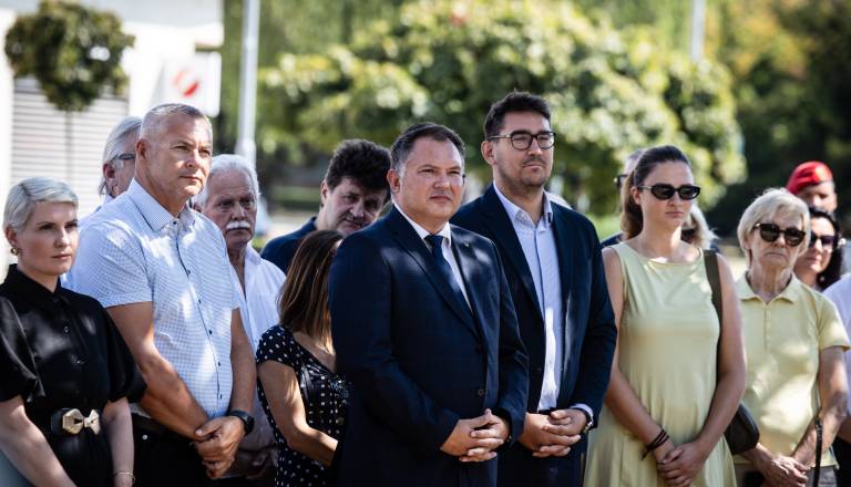 FOTO in VIDEO: Slovesnost v Murski Soboti, zbrane nagovorili Anželj, Lazarev Šerbec in Farič
