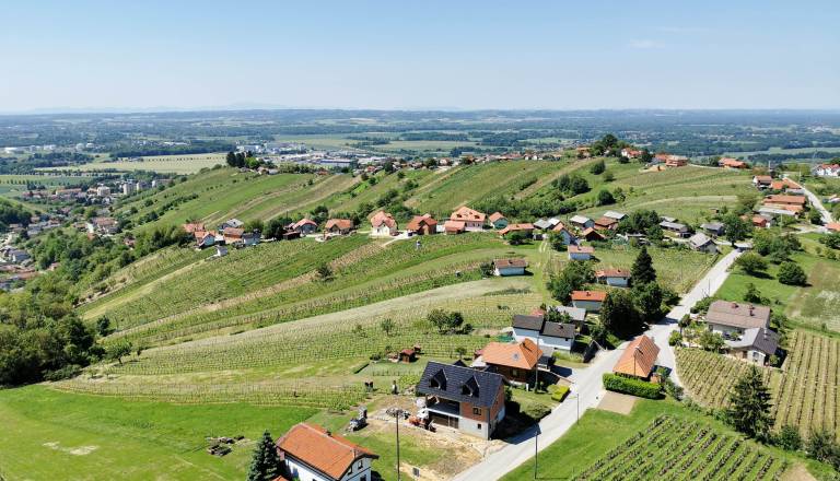 Danes praznuje Prekmurje: pred 107 leti so se prekmurski Slovenci združili z matičnim narodom