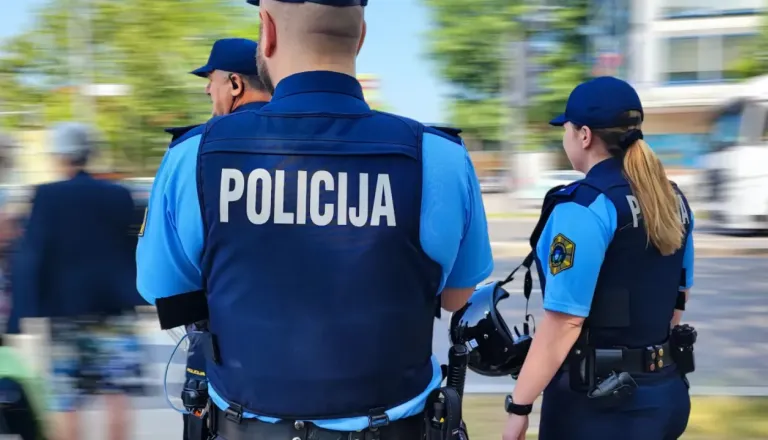 Serija vlomov v Ljubljani in okolici: Samo iz ene hiše odnesli za 9000 evrov nakita