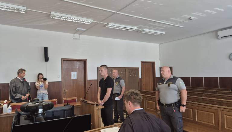 Pol milijona evrov škode in uničen stari mlin, beltinski požigalec razmišlja o priznanju krivde