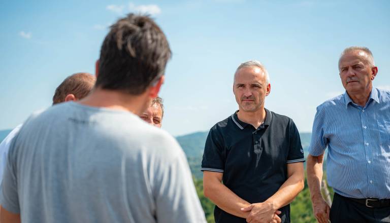 FOTO: Suša uničuje pridelek, minister kmetom sporoča: »Ne bodo ostali sami«