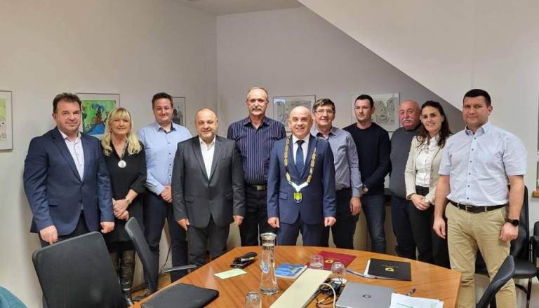 Občina po ugotovitvah KPK in kršenju zakona: Mislili, da je zakonito, ker so 'tako ravnale tudi številne druge občine'