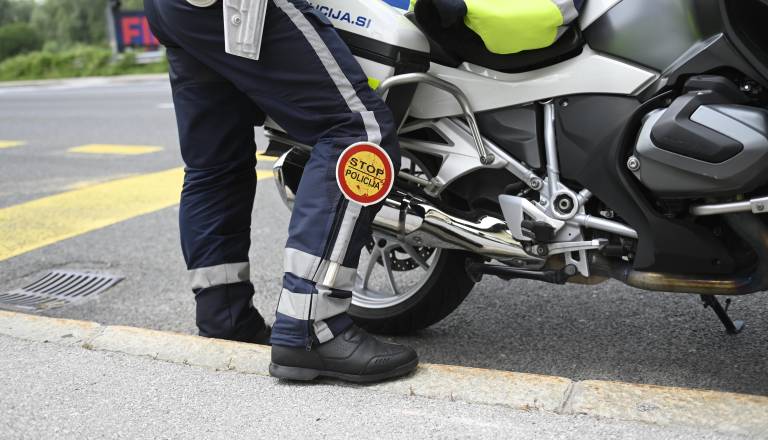 V Pomurju več policijskih intervencij, prijeli osem tujcev