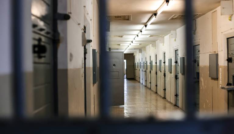 Pobeglega zapornika so zdaj prijeli: Policistom pomagali občani