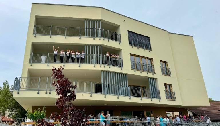 Odprli Dom starejših občanov Sodražica, prvi stanovalci prihajajo oktobra