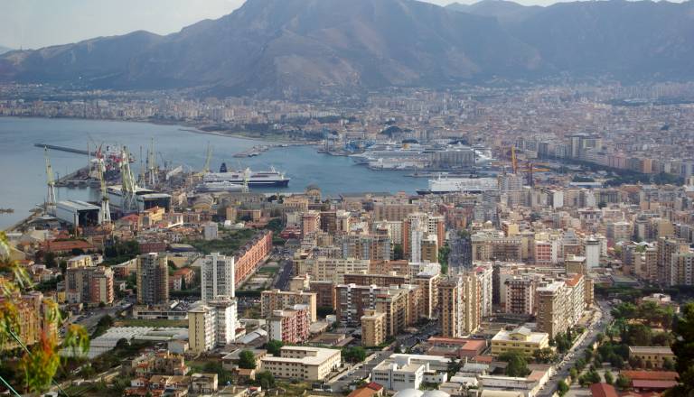 Po eksploziji v Italiji umrl Slovenec: Žena in 10-letna hči še vedno v kritičnem stanju