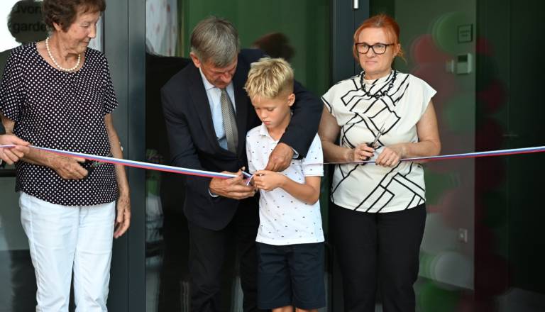 FOTO in VIDEO: Na Cankovi slovesno odprli novo športno dvorano