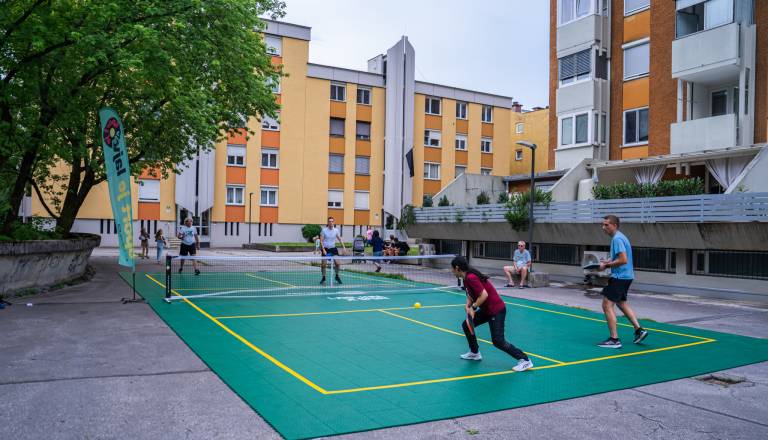 Parkirišča bodo postala športna igrišča: V Ljubljano prihaja nova atrakcija za vse generacije