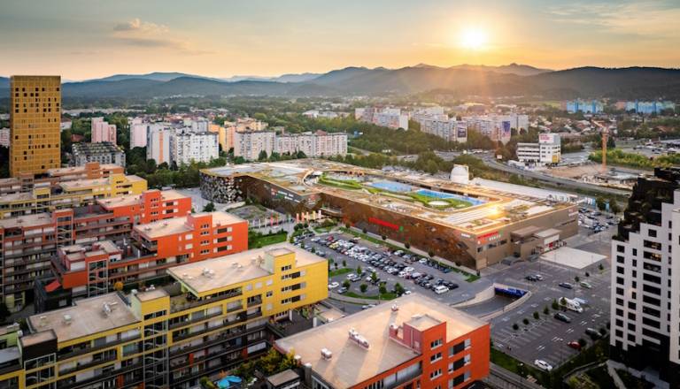 Nepozaben prvi šolski dan v ALEJI z glasbo, nagradno igro in presenečenji