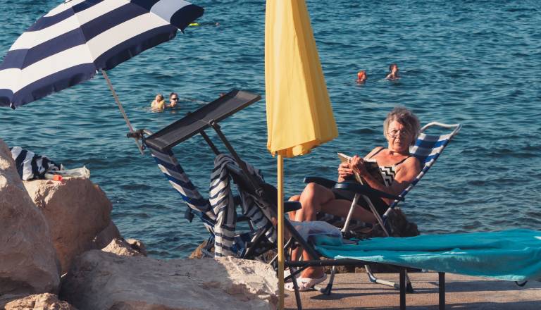 Dopustujete na Obali? Zelo visoke so ravni ozona, strokovnjaki odsvetujejo napore na prostem