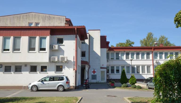 Ministrstvo ustavilo imenovanje direktorice ZD Lendava, župan zahteva odstop predsednika sveta zavoda