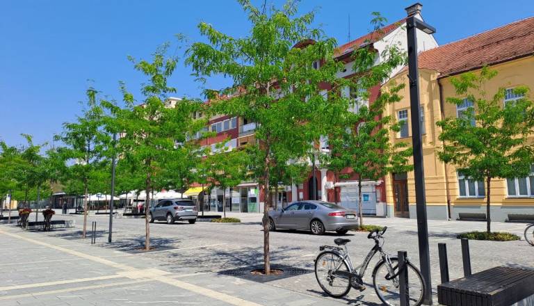 Vremenski preobrat: Ponekod nevihte s točo, drugod niti kaplje dežja