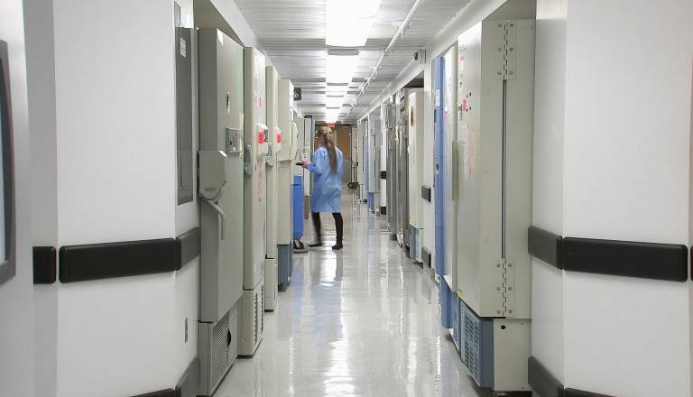 Alarm v ljubljanskem UKC: Zaradi vročine vse več hudih poškodb, helikopterji pristajajo en za drugim