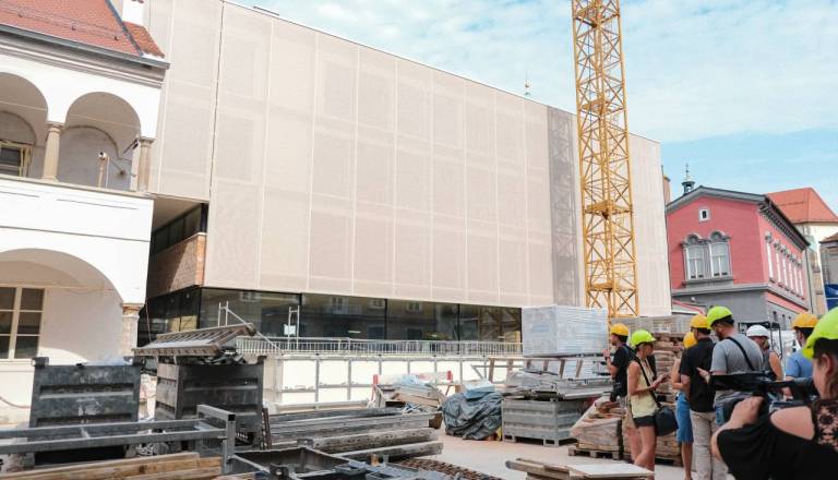 FOTO in VIDEO: Pokukali smo na gradbišče Centra Rotovž, največji izziv bo ureditev osrednjega trga