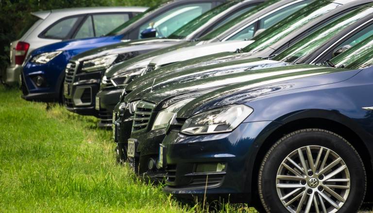 Pomurska občina prodaja službeno Toyoto, toliko želi zanjo
