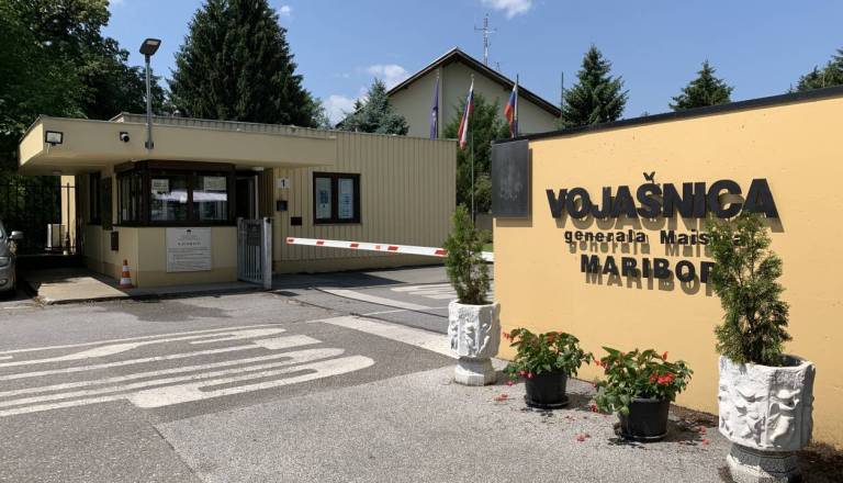 Kaj je več tisoč dijakov počelo v mariborski vojašnici? Izvedeli več o svojih pravicah in dolžnostih