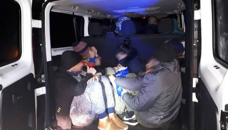 Od vinske kraljice do tihotapke migrantov: Lidija Mavretič z možem obtožena, a sta se zaporu ognila