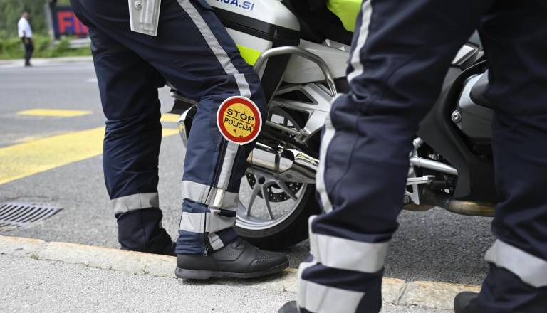 Mariborski policisti v enem dnevu obravnavali 106 dogodkov, ujeli devet tujcev na meji