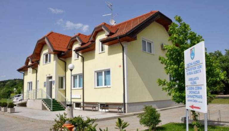 V občini Kuzma nepravilnosti pri plačah, cestah in javnih naročilih. Župan pojasnil, kaj se je zgodilo