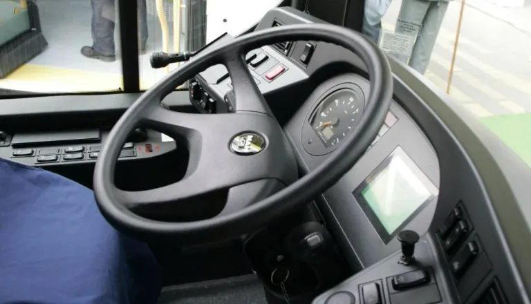 VIDEO: Rakovec pokazal, kako naj bi bila videti prenovljena avtobusna postaja v Kranju