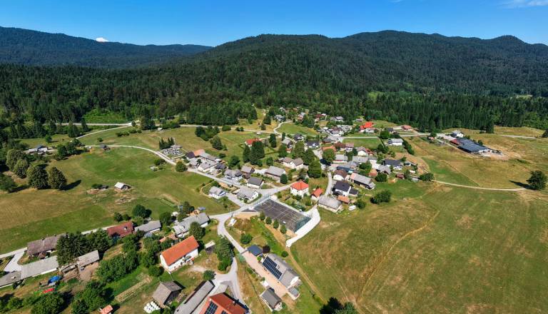 V Grčaricah naprodaj štiri stavbna zemljišča