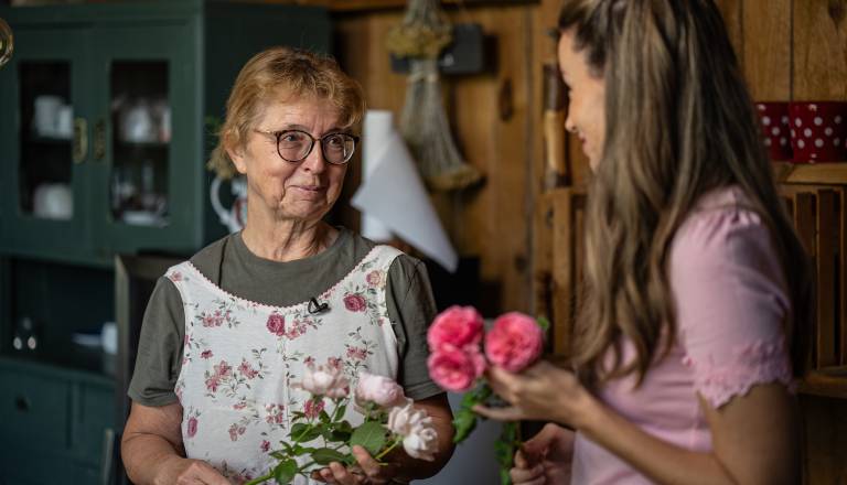 VIDEO: Iz mesta sta pobegnila na Goričko: Danes živita zgodbo, o kateri marsikdo le sanja