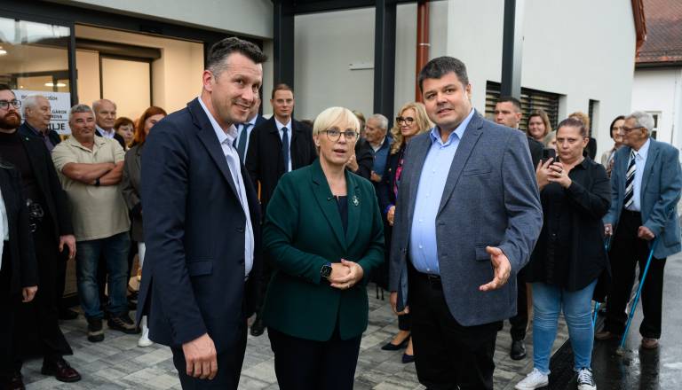 FOTO: Velik dan za Kobilje, obeležili zaključek največje investicije v zgodovini občine