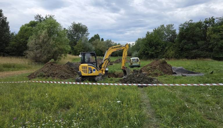 Zaprto že več kot 20 let, a pod zemljo se procesi nadaljujejo: Na Pobrežju še vedno nastaja plin