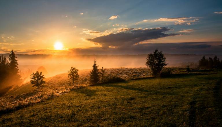 Pred nami sončni dnevi, temperature bodo segale do 26 stopinj