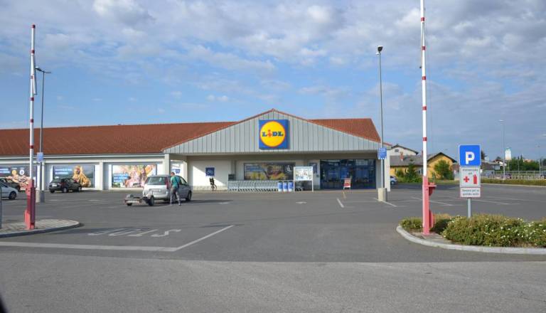 Inšpekcija nad Lidl zaradi parkiranja, prijave se vrstijo
