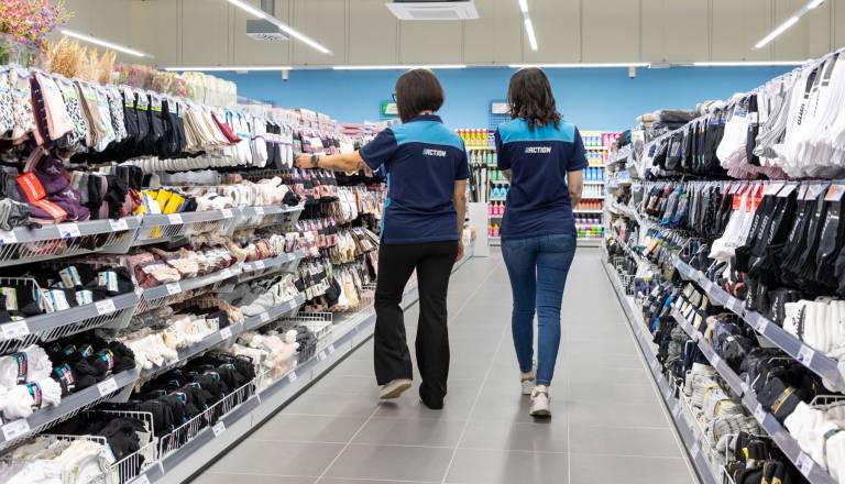 V Mariboru se odpira nova trgovina, več kot dve tretjini izdelkov bo cenejših od dveh evrov