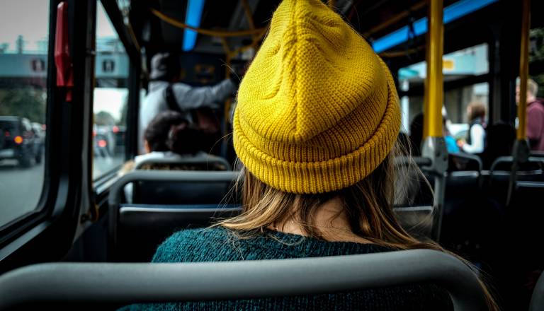Strašljiva izkušnja na ljubljanski dvajsetici: »Ko sem izstopila, sta šla takoj za mano«