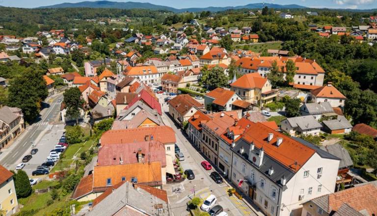 Metlika izbrala letošnje nagrajence: Med njimi tudi znano ime slovenskega filma